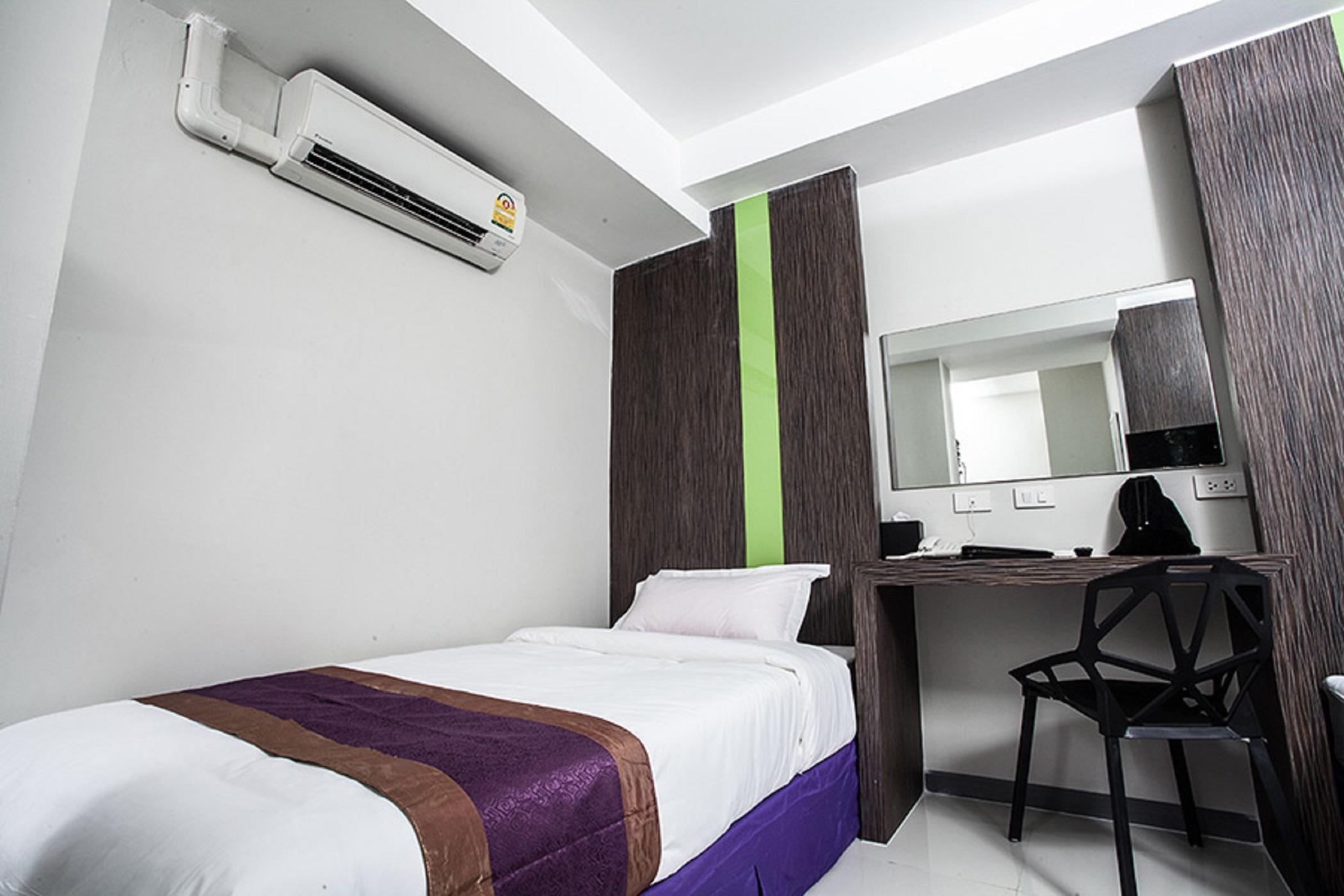 Cubic Pratunam Bangkok Exterior photo